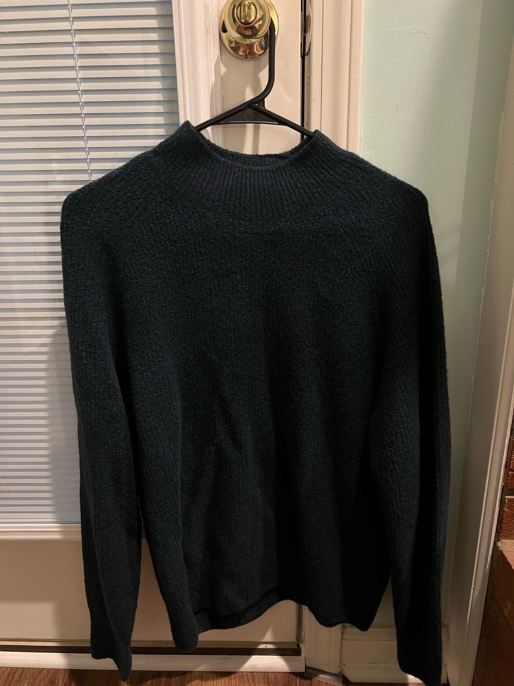 Uniqlo Men's Crewneck Sweater - Black